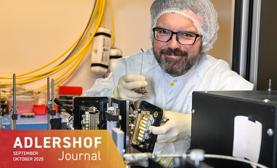 Paul Crump arbeitet an einem Laserbauelement