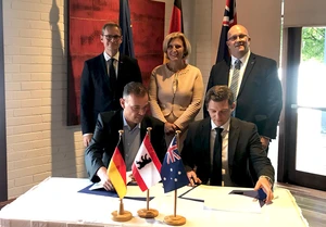 Unterzeichnung der Kooperationsvereinbarung in Adelaide