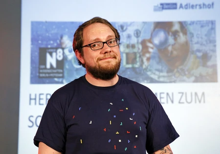 Sieger beim Science Slam in Adlershof: Reinhard Remfort. Bild: © Adlershof Journal 