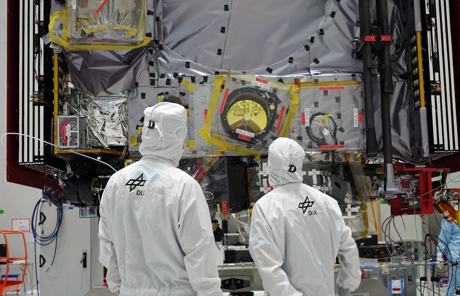 Optical camera and laser altimeter for ESA's JUICE mission