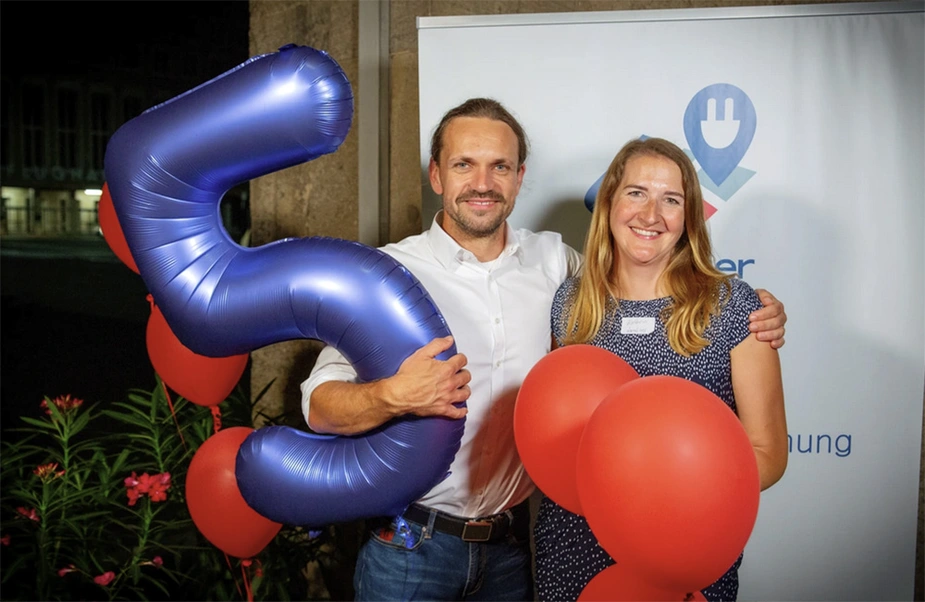 Oliver Arnhold und Kathrin Goldammer beim Localiser-Firmenjubiläum © RLI