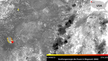 Entwicklung eines Feuerbandes im Süden Oregons am 1.8.2015. Quelle: DLR (CC-BY 3.0)